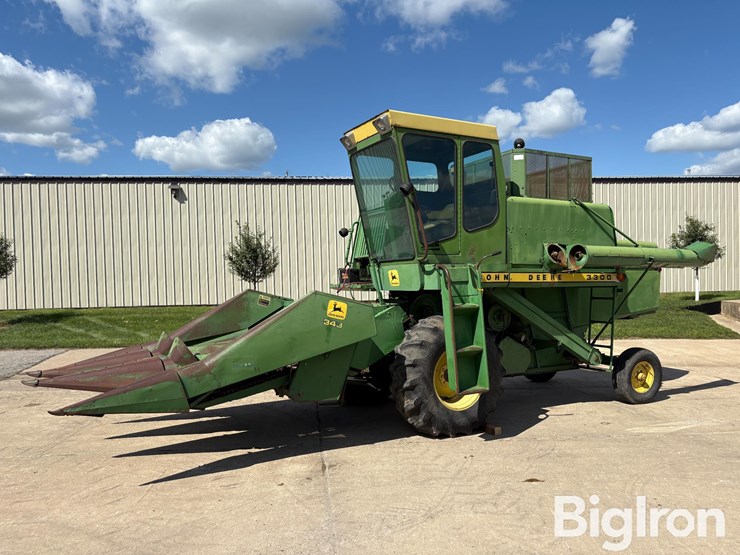 john-deere-3300-image-1