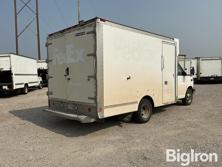 chevrolet-express-g3500-image-5