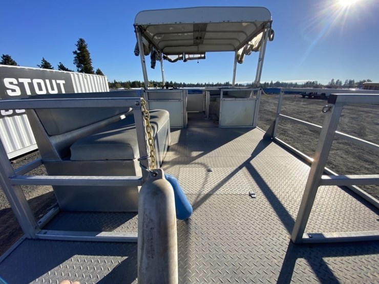 2008-metalite-chinook-pontoon-boat-image-13