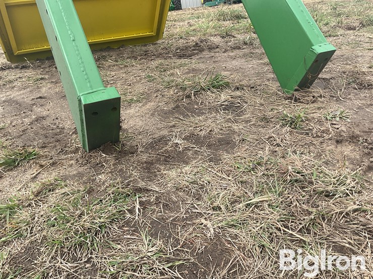 john-deere-10-image-13