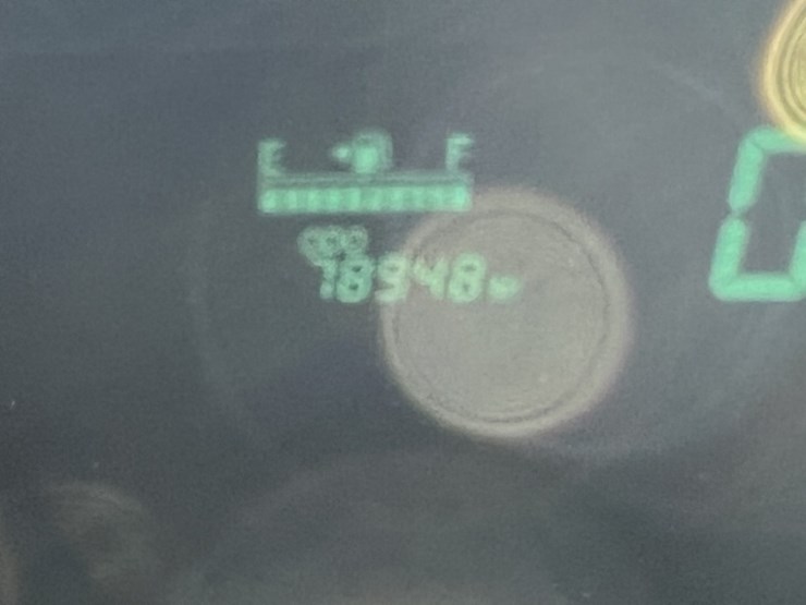 2005-toyota-prius-hybrid-sedan-image-26