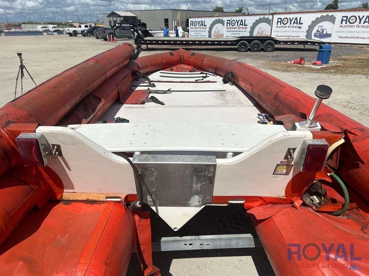 2006-patten-co-inflatable-boat-and-trailer-image-6