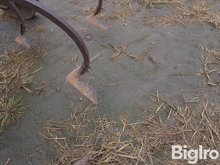 7'-field-cultivator-image-19