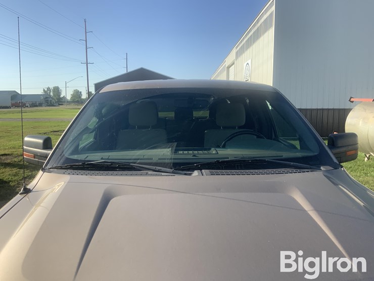 2012-ford-f150-xlt-image-10