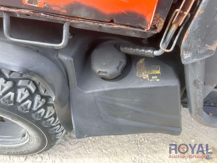 2015-kubota-rtv-x900-4x4-utility-cart-image-21