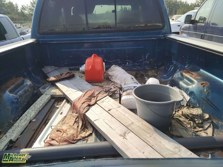 2000-ford-f250-image-15