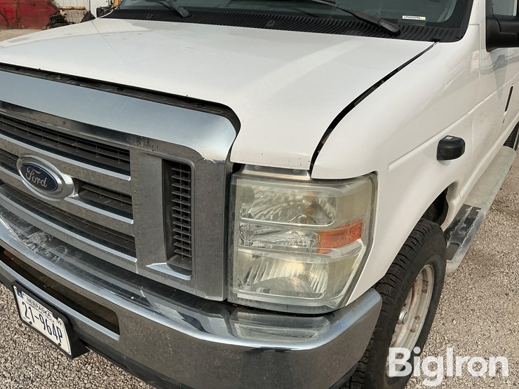 2010-ford-e250-image-11