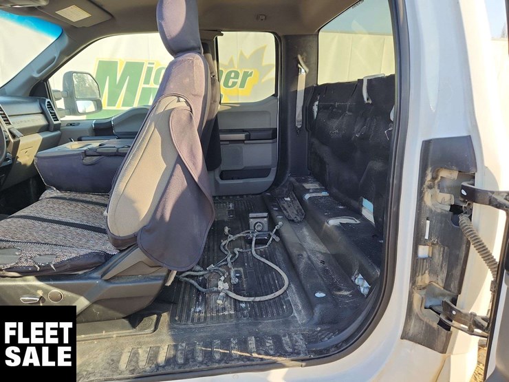 2018-ford-f350-image-17