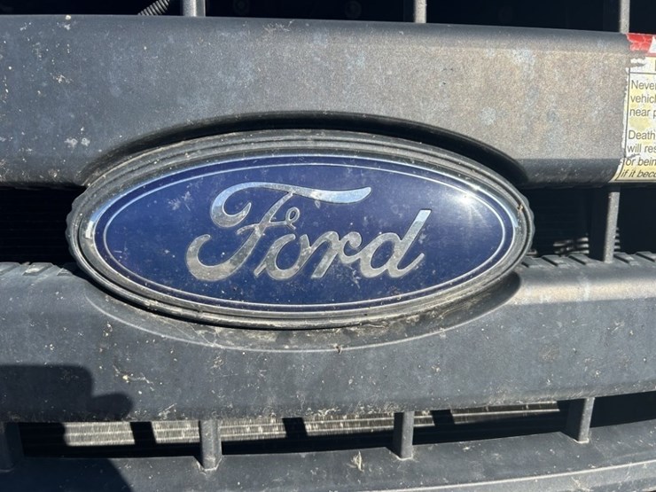 2012-ford-f550-sd-image-9