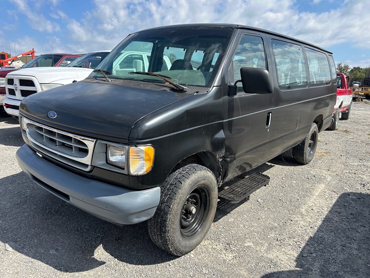 1997-ford-e350-image-3
