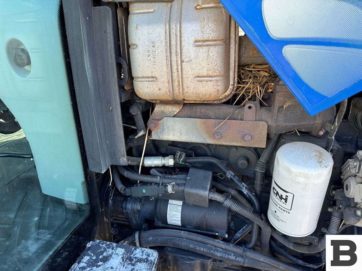 2010-new-holland-t5060-image-50
