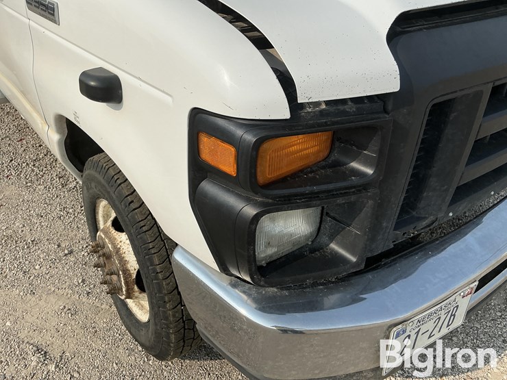 ford-e350-image-14