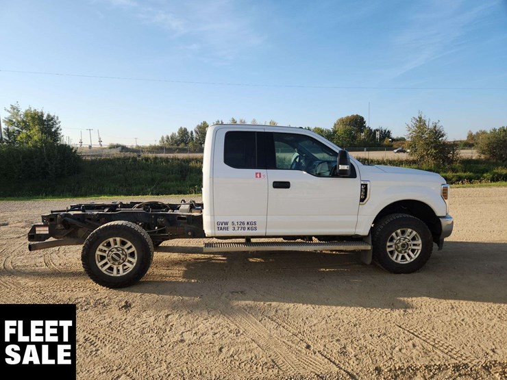 2018-ford-f350-image-21