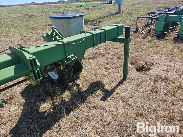 john-deere-7100-image-11