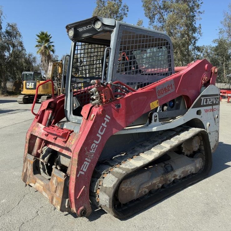 TAKEUCHI TL12V2