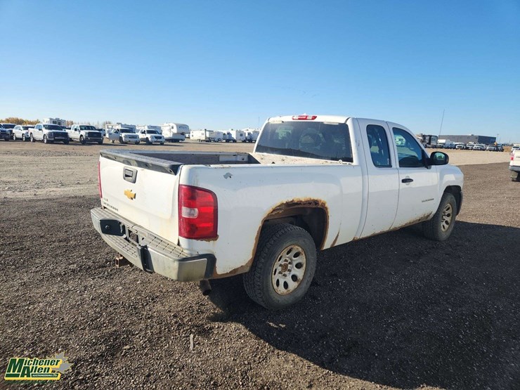 2012-chevrolet-silverado-1500-image-4