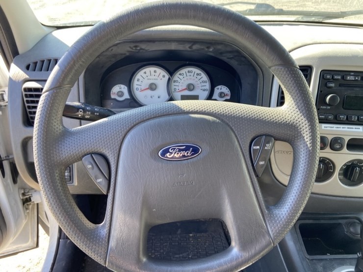 2006-ford-escape-xlt-image-16