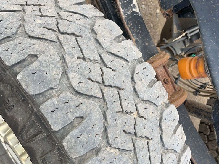 2018-ford-f350-image-8