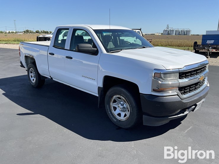 2016-chevrolet-silverado-1500-image-3