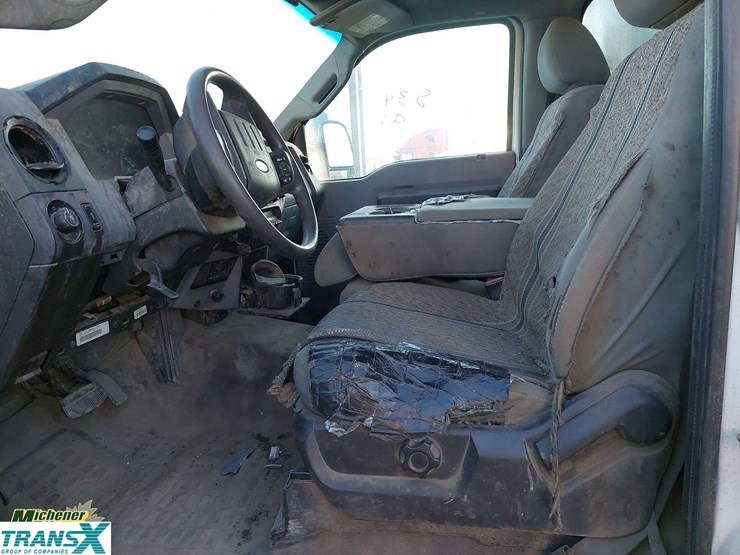 2011-ford-f450-image-13