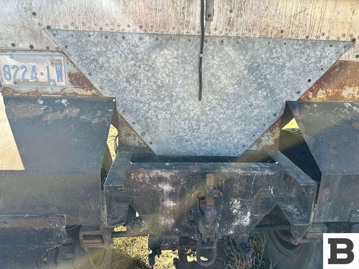 1954-pike-grain-trailer-image-19