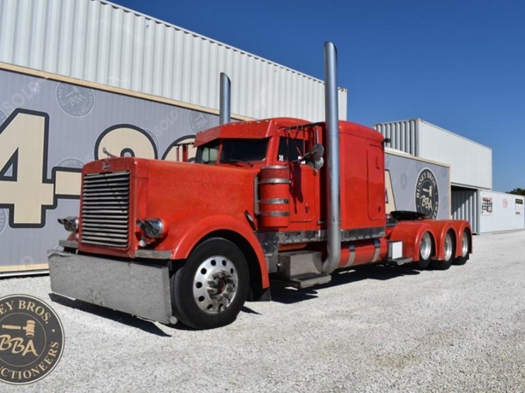 1990-peterbilt-379-image-12