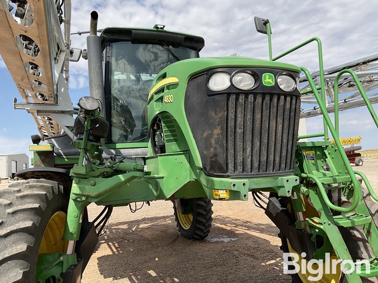 2011-john-deere-4830-image-9