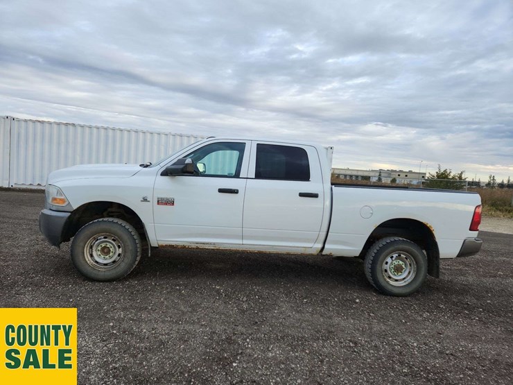 2010-dodge-ram-2500-image-19