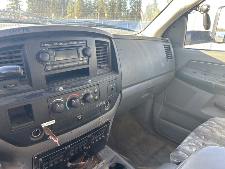 2009-dodge-ram-5500-image-13