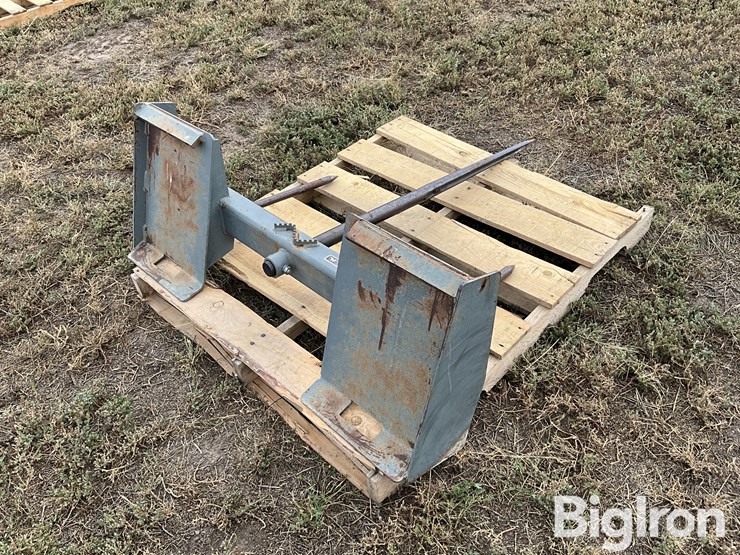 worksaver-skid-steer-bale-spear-attachment-image-5