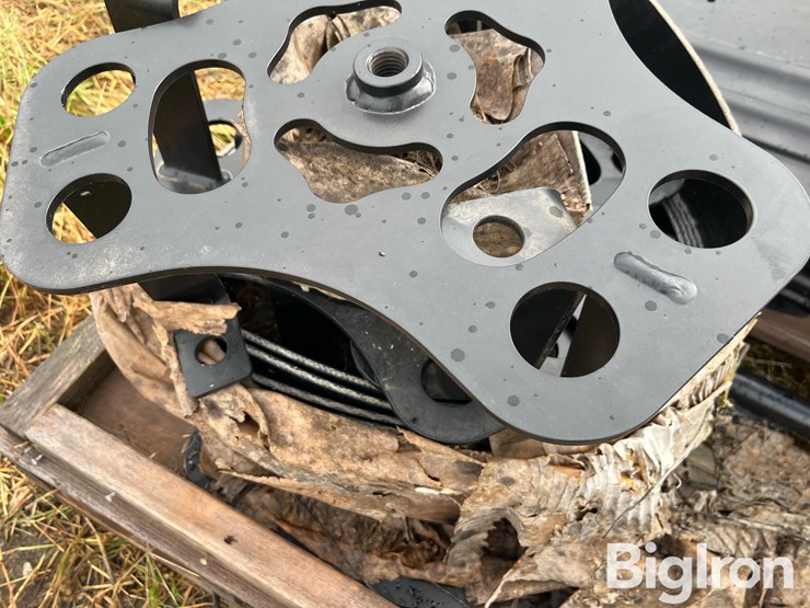 john-deere-r4038-image-10