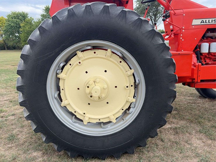 allis-chalmers-220-image-14