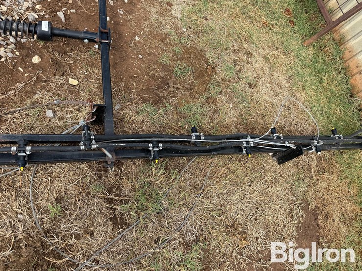 wylie-43’-sprayer-boom-assembly-image-11