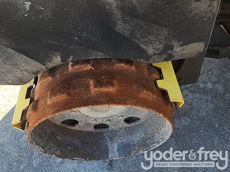 wacker-neuson-rt82sc-2-image-11