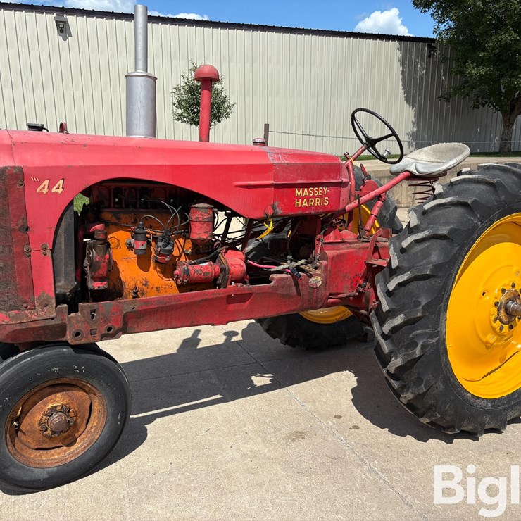 1949 MASSEY-FERGUSON 44