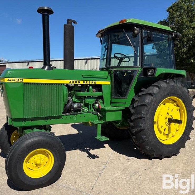 1973 JOHN DEERE 4430