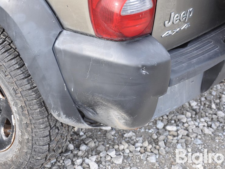 2005-jeep-liberty-image-19