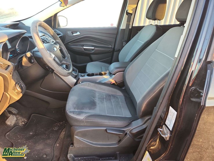 2013-ford-escape-image-14