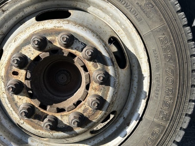 2009-dodge-ram-5500-image-31