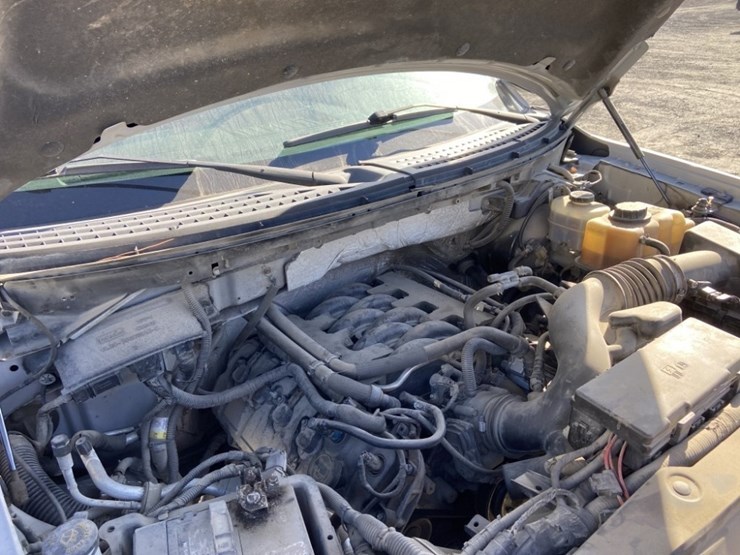 2011-ford-f150-image-43