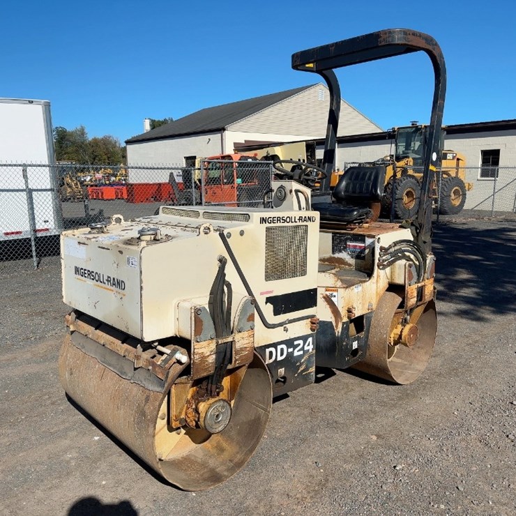 1997 INGERSOLL-RAND DD24