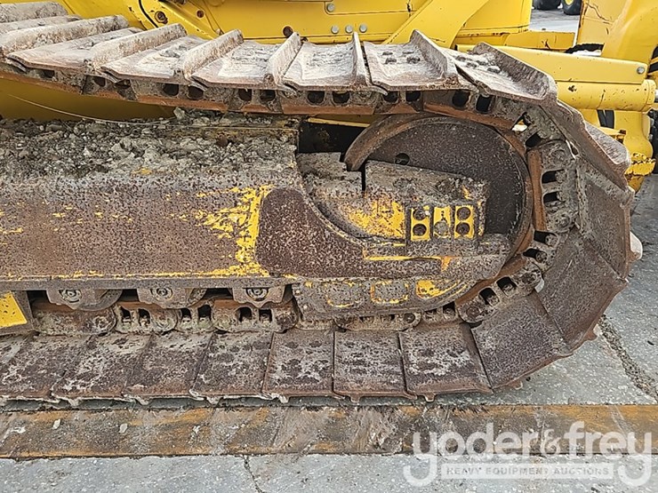 2021-komatsu-d39pxi-24-image-12