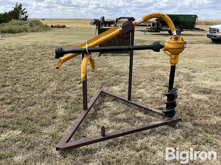 danuser-3-pt-post-hole-digger-&-stand-image-8