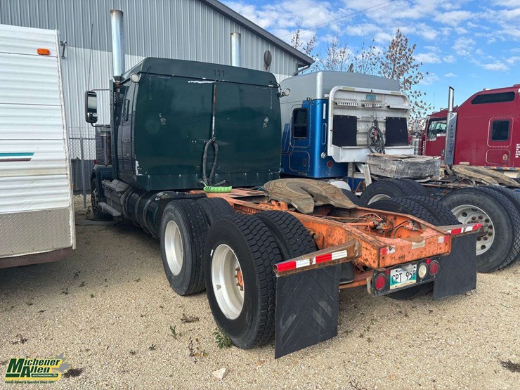 2015-western-star-4900-image-4