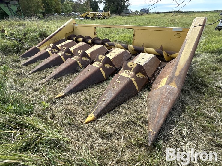 new-holland-974-image-1