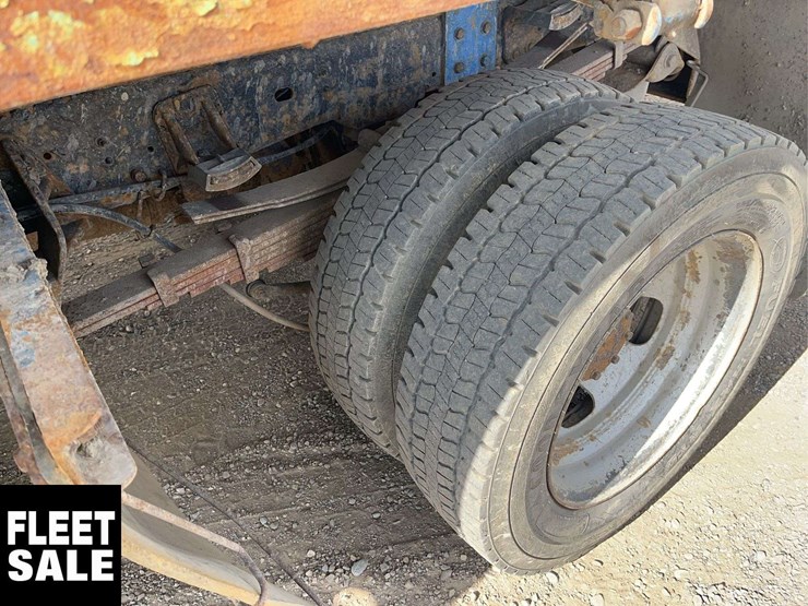 non-operable-2012-ram-5500-4x4-s/a-dump-truck-image-8