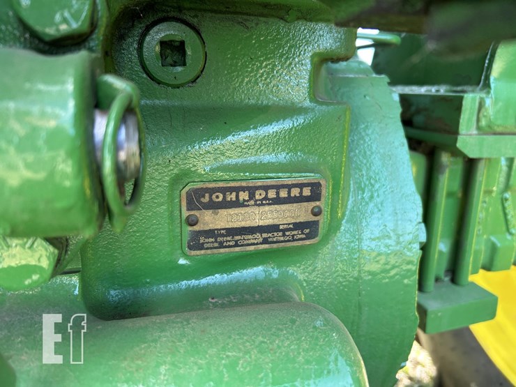 john-deere-4020-image-39