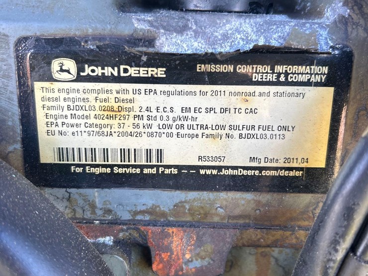 2011-deere-244j-image-17