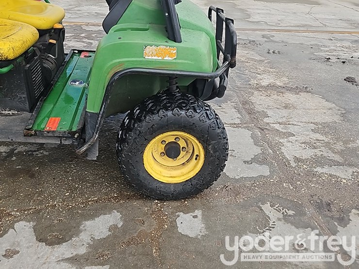 2014-john-deere-gator-tx-image-9