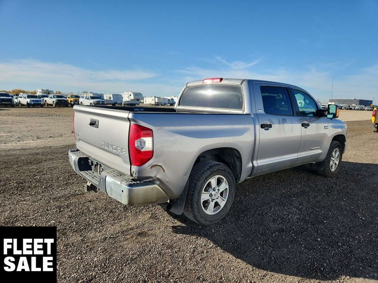 2017-toyota-tundra-image-3